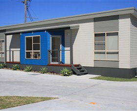 Bowlo Holiday Cabins - Accommodation Europe 4