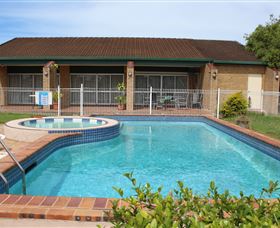 Sun Plaza Motel Mackay - Tourism Bookings 1