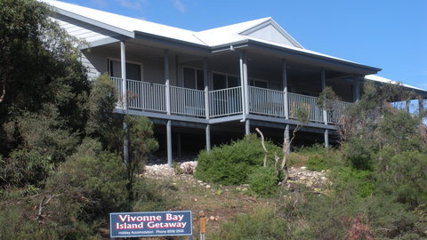 Vivonne Bay Island Getaway - Events Australia 1