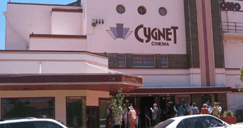 Cygnet Como Cinema - Accommodation Europe 3