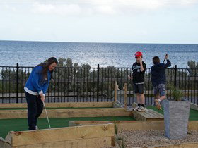 Port Vincent Putt Putt - Events Australia 0