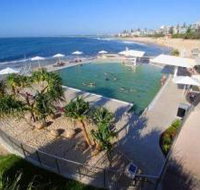 Kings Beach - Beachfront Salt Water Pool - Events Australia