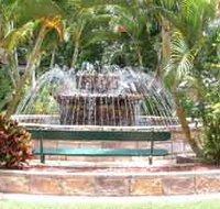 Bauer and Wiles Memorial Fountain - Events Australia