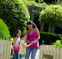 Redlands IndigiScapes Centre - Accommodation Europe