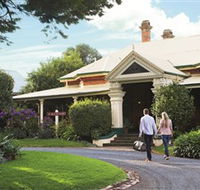 Historical Walk Through Russell Street - Events Australia