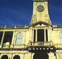 Rockhampton Post Office - Accommodation Europe