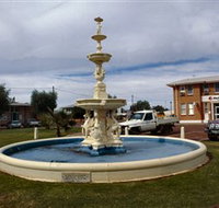Cunnamulla War Memorial Fountain - Events Australia
