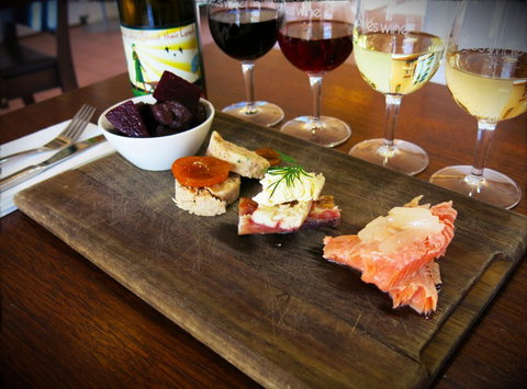 Fowles Wine - Tourism Bookings 1