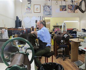 Lindsay Miller Saddlery And Harness - Events Australia 0