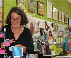 Artists On Parade Art Gallery - Events Australia 0