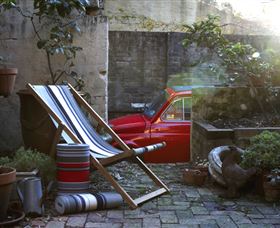 Ici Et La - Tourism Bookings 0