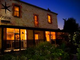 Cocos Hair And Day Spa - Events Australia 0