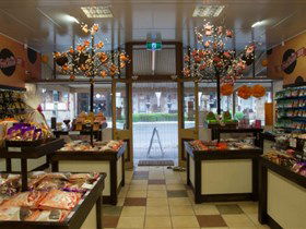 The Menz FruChocs Shop - Hahndorf - Tourism Bookings 1