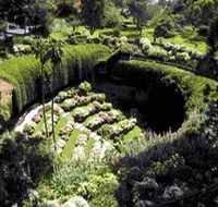 Umpherston Sinkhole - Accommodation Europe