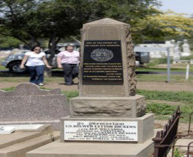 Historical Cemetery Moree - Events Australia 0