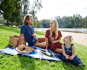 Wagga Beach - Events Australia 0