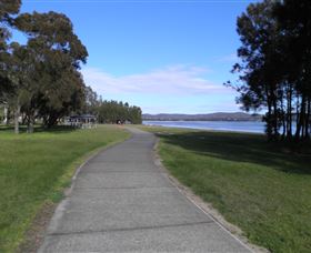The Entrance Coast To Lake Walk - Events Australia 3