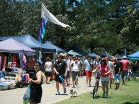 Coolangatta Art And Craft Markets - Tourism Bookings 0