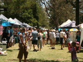 Coolangatta Art And Craft Markets - Tourism Bookings 1