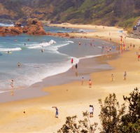 Flynns Beach - Events Australia