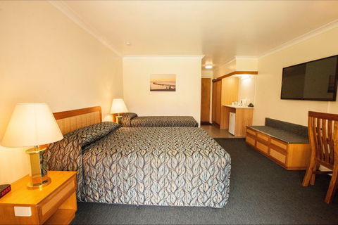 Comfort Inn Bay Of Isles - Events Australia 1