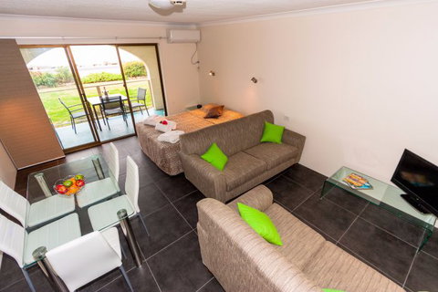 Edgewater Gardens - Events Australia 0