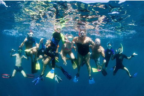 VIP Luxury Chartered Escapes, Exploring The Reef At Your Own Pace - Events Australia 1