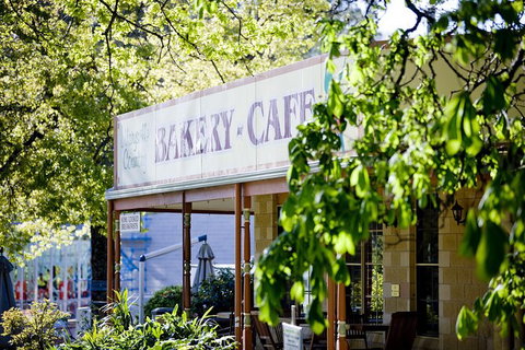 Lake Mountain Snow Trip Including Yarra Valley Chocolaterie From Melbourne - Events Australia 6