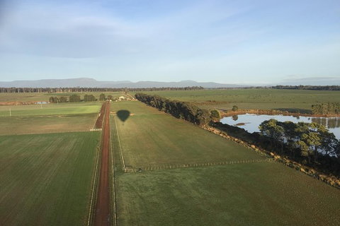 Hot Air Balloon Tasmania - Events Australia 11