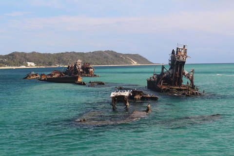 Moreton Island Snorkel And Sandboarding 4WD Day Trip From Brisbane - Events Australia 2