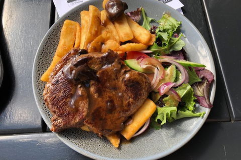 Sirromet Winery All Inclusive Lunch @ Lurleens, Tour, Tastings And Transfers - Events Australia 3