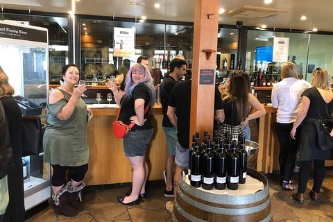 Sirromet Winery All Inclusive Lunch @ Lurleens, Tour, Tastings And Transfers - Events Australia 7