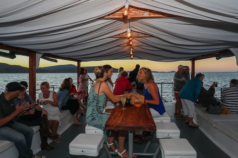 Sundowner Sunset Cruise Airlie Beach - Events Australia 0