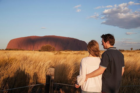 Uluru (Ayers Rock) Sunset With Outback Barbecue Dinner And Star Tour - Events Australia 0