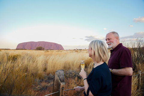 Uluru (Ayers Rock) Sunset With Outback Barbecue Dinner And Star Tour - Events Australia 21