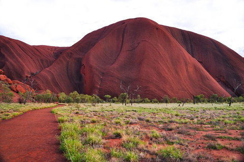Ayers Rock Combo: Uluru Base And Sunset Plus Uluru Sunrise And Kata Tjuta With An Optional BBQ Dinner Or Kings Canyon Day Trip - Events Australia 5