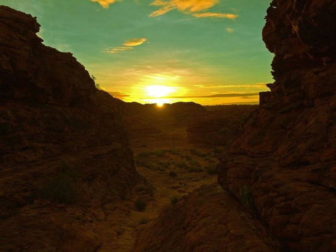 3-Day Ayers Rock To Alice Springs Camping Tour Including Kings Canyon, Kata Tjuta And Uluru - Events Australia 9