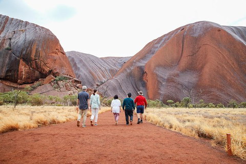 Ayers Rock 4 Tour Combo: Complete Uluru Base Walk At Sunrise, Valley Of The Winds At Sunrise, Kata Tjuta Sunset And Uluru Sunset - Events Australia 10