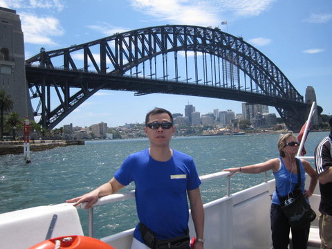 Sydney Harbour Hop-on Hop-off Cruise - Events Australia 12