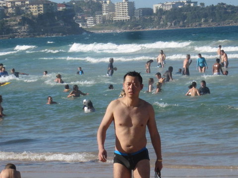 Sydney Harbour Hop-on Hop-off Cruise - Events Australia 11