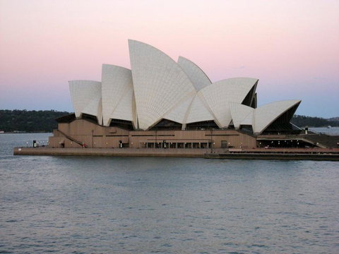 Sydney Harbour Hop-on Hop-off Cruise - Events Australia 21