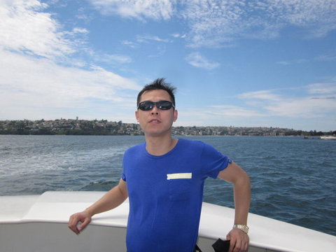 Sydney Harbour Hop-on Hop-off Cruise - Events Australia 15