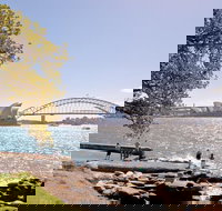 Small-Group Sydney City Tour with Unique Sydney Harbour Cruise