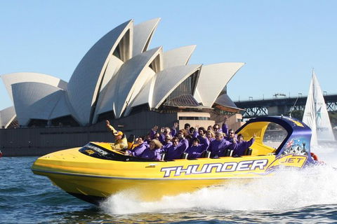 30-Minute Sydney Harbour Jet Boat Ride: Thunder Twist - Tourism Bookings 2