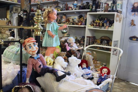 Gerogery Doll Museum - Tourism Bookings 2