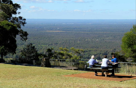 Hawkesbury Lookout - Tourism Bookings 0