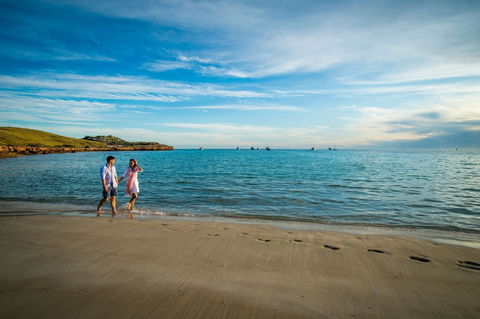 Paradise Beach - Events Australia 0