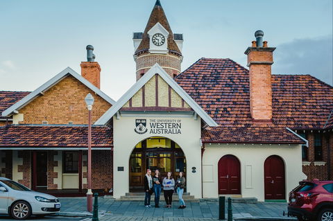 Old Post Office - Tourism Bookings 0