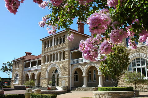 The Perth Mint - Tourism Bookings 2