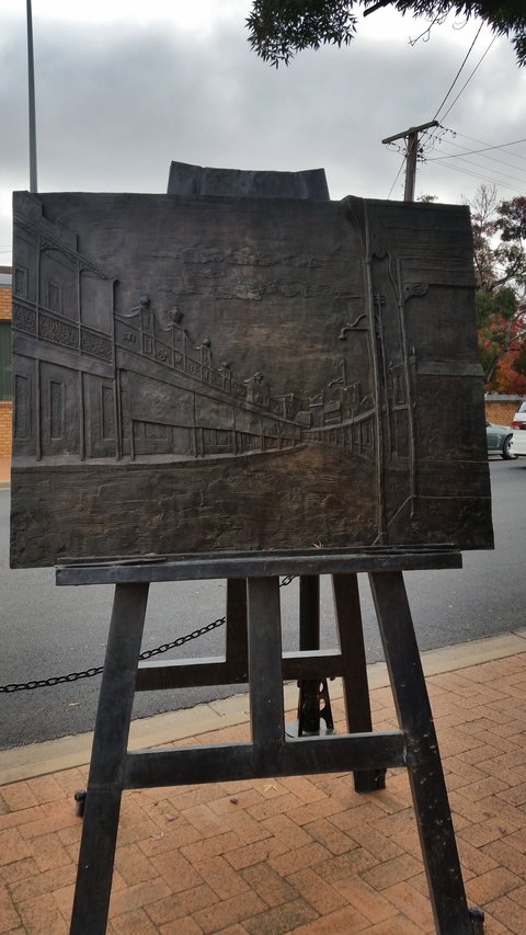 Russell Drysdale Easel Sculpture - Events Australia 0